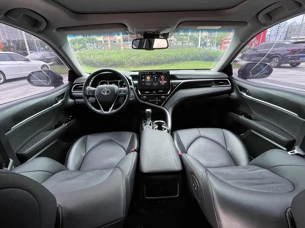 Toyota Camry 2022 из CN, фото 10
