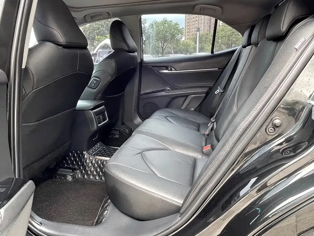 Toyota Camry 2022 из CN, фото 3