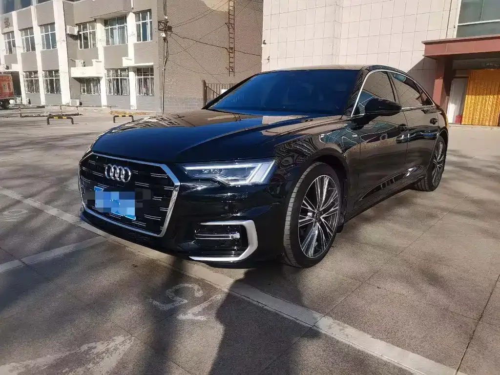 Audi A6L 2023 из CN, фото 1