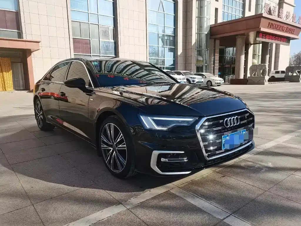 Audi A6L 2023 из CN, фото 3