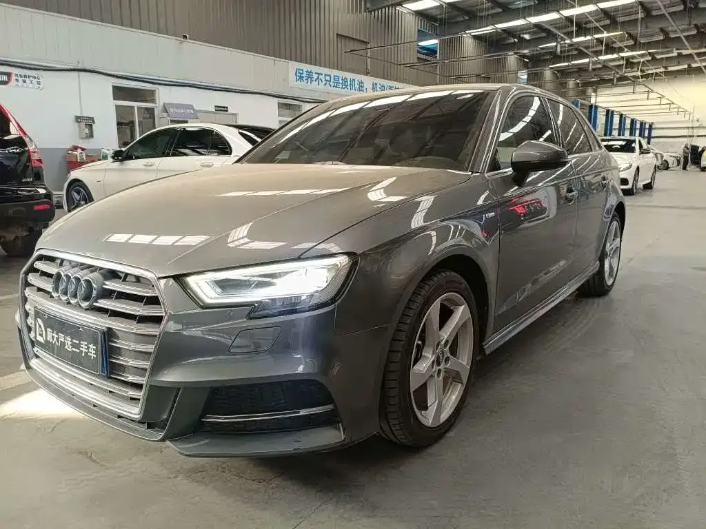 Audi A3 2021 из CN, фото 1