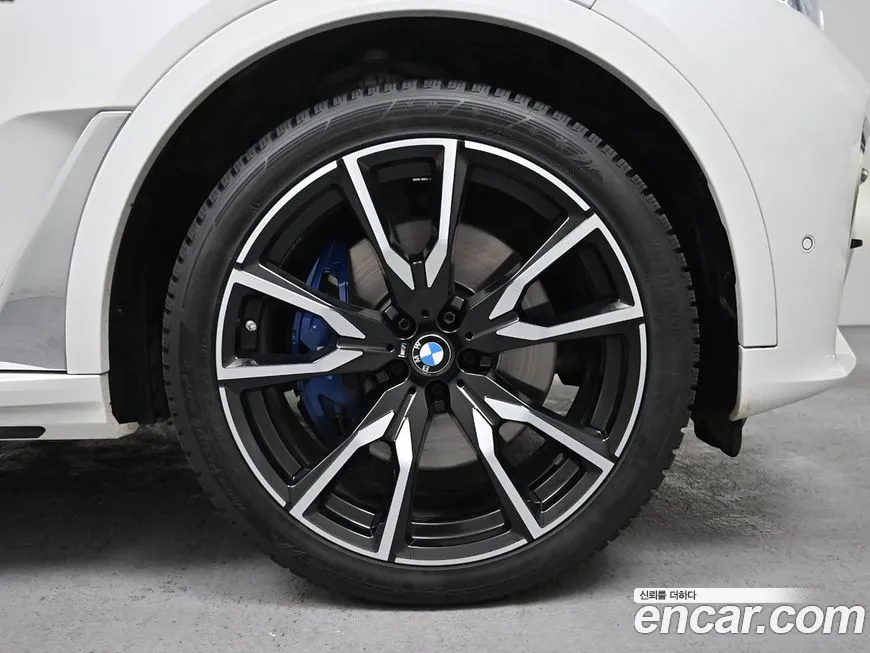 BMW X7 2021 из KR, фото 9