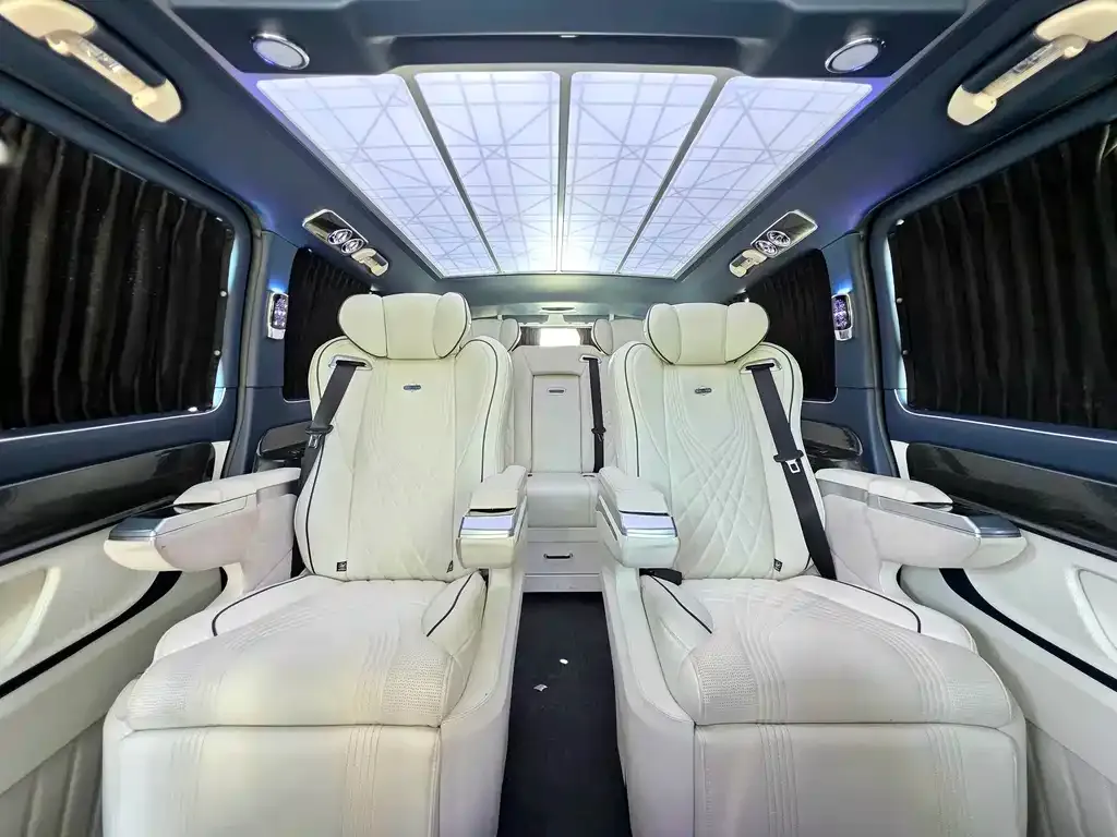 Mercedes-Benz Vito 2023 из CN, фото 2