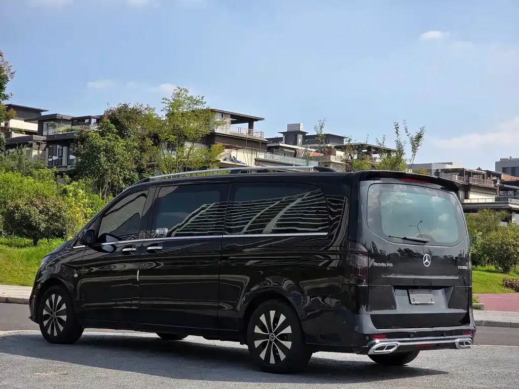 Mercedes-Benz Vito 2023 из CN, фото 10