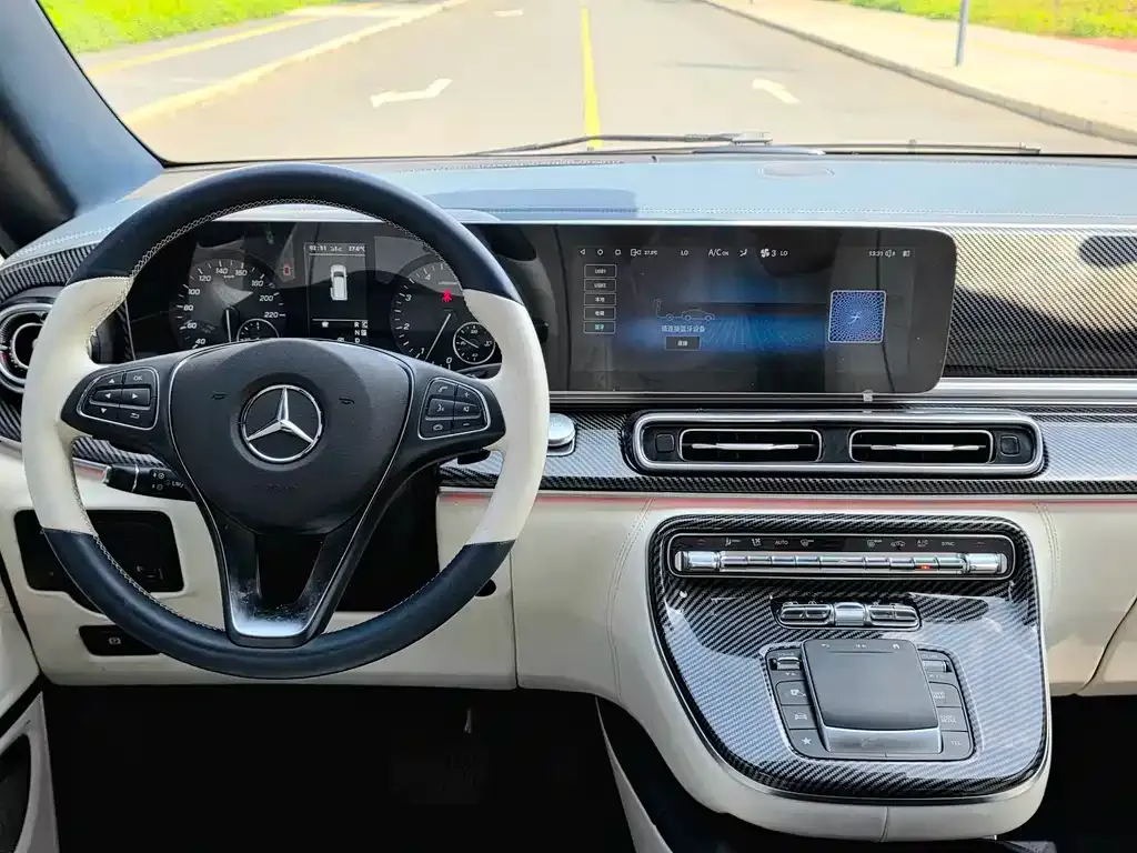 Mercedes-Benz Vito 2023 из CN, фото 3