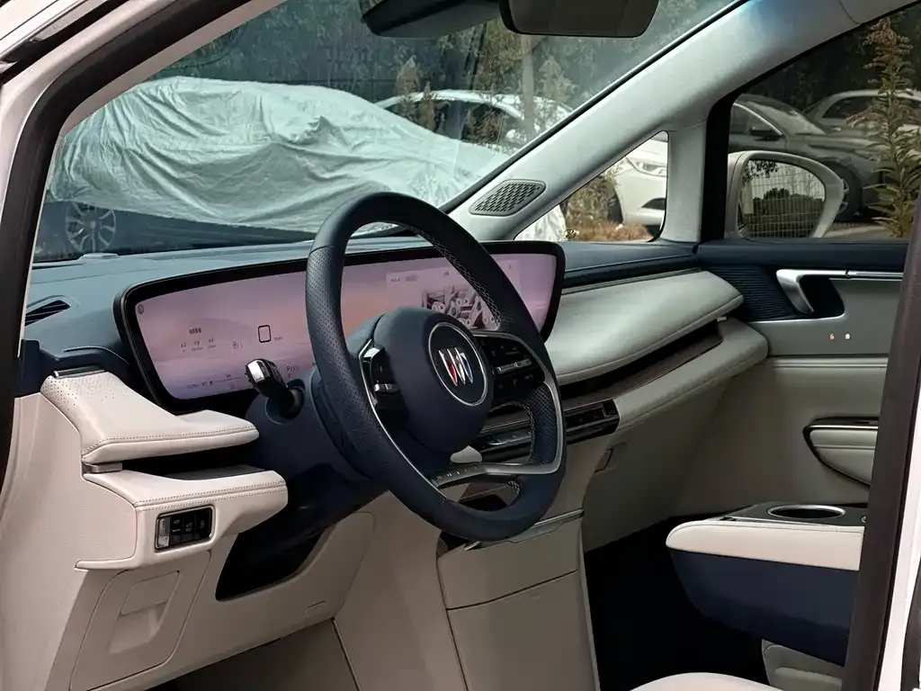 Buick GL8 Hybrid 2024 из CN, фото 4