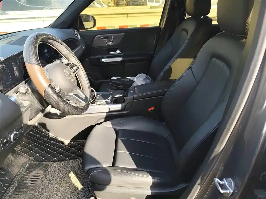 Mercedes-Benz GLB 2023 из CN, фото 10