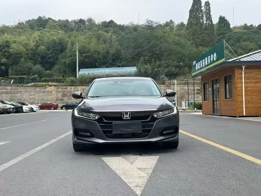 Honda Accord 2023 из CN, фото 1