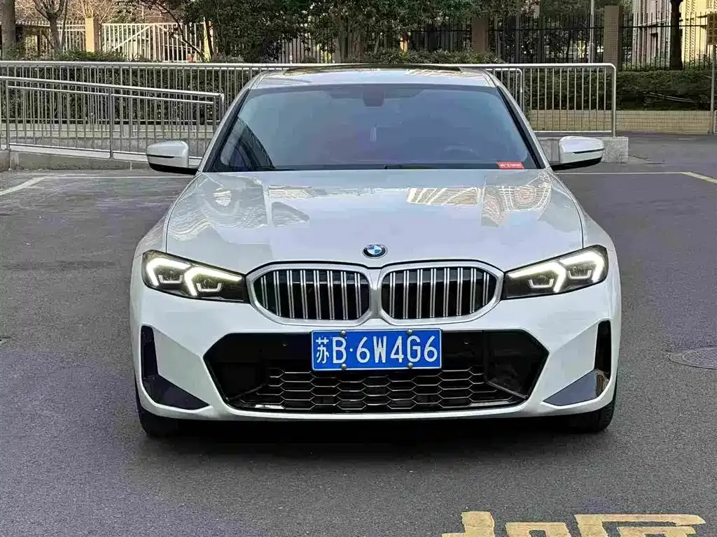 BMW 3 Series 2023 из CN, фото 4