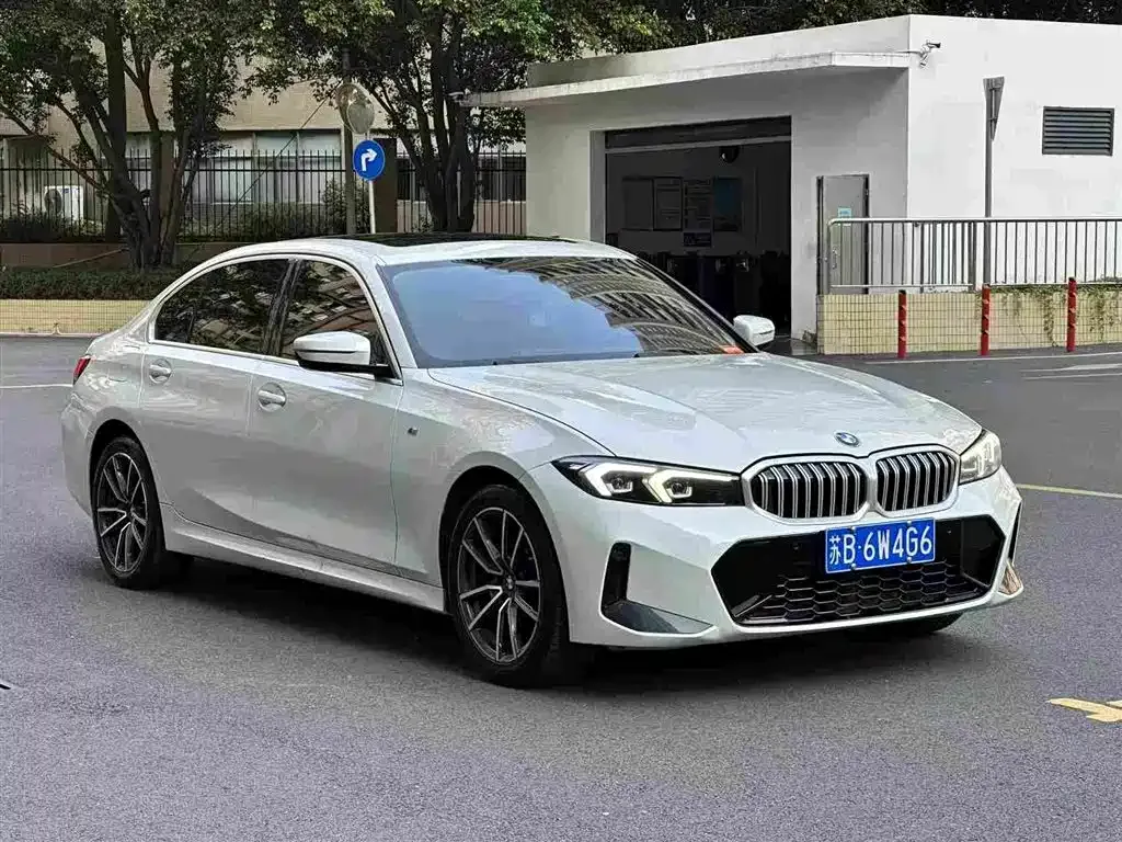 BMW 3 Series 2023 из CN, фото 6