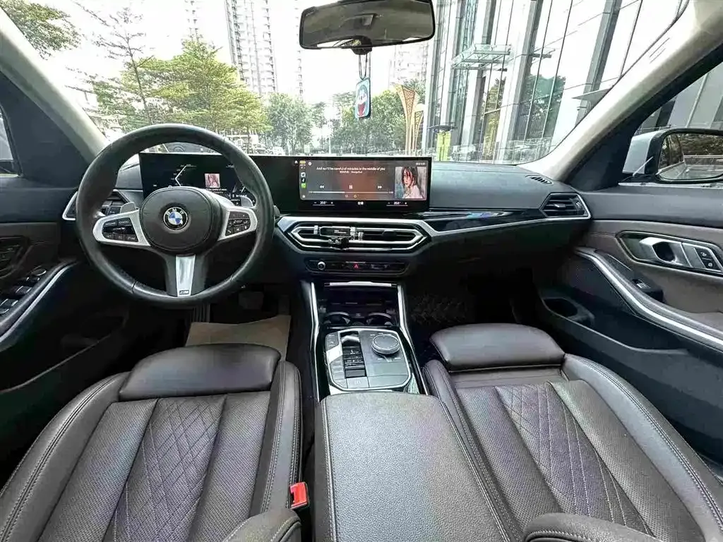 BMW 3 Series 2023 из CN, фото 7