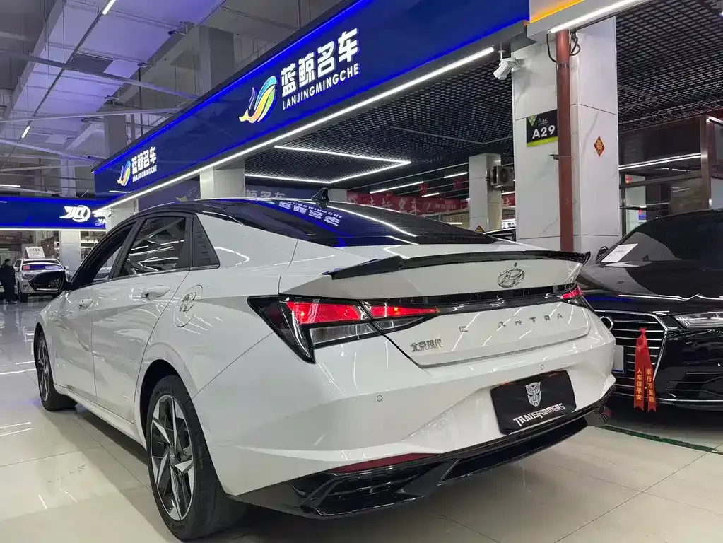 Hyundai Elantra 2021 из CN, фото 4