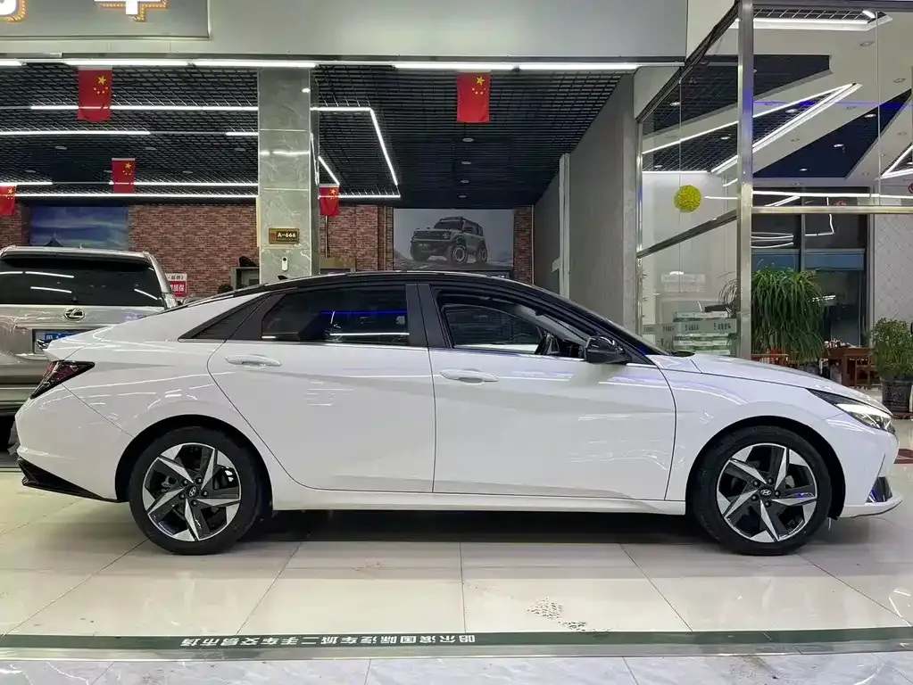 Hyundai Elantra 2021 из CN, фото 8
