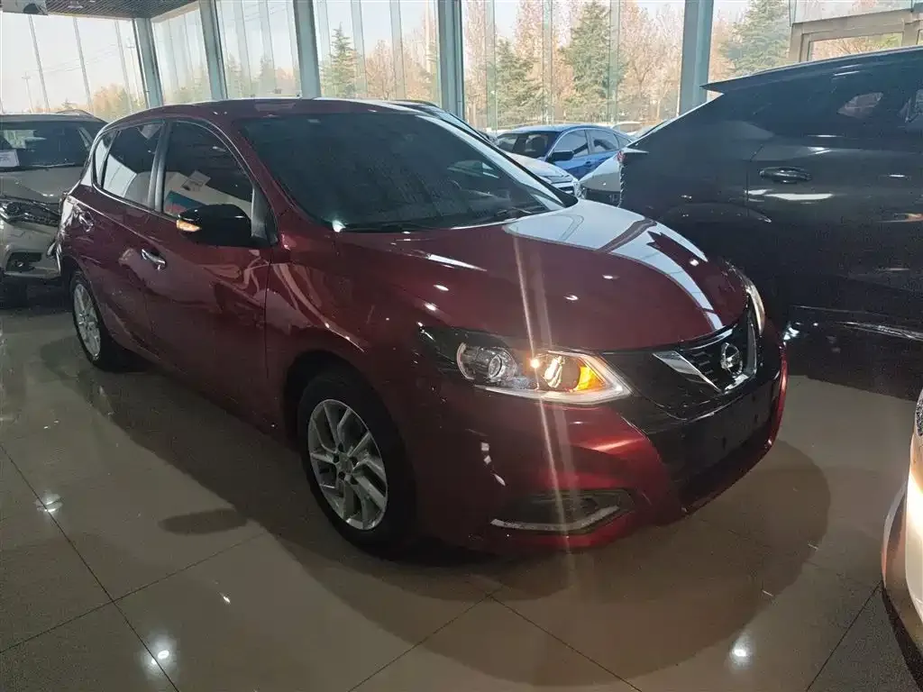 Nissan Tiida 2022 из CN, фото 4
