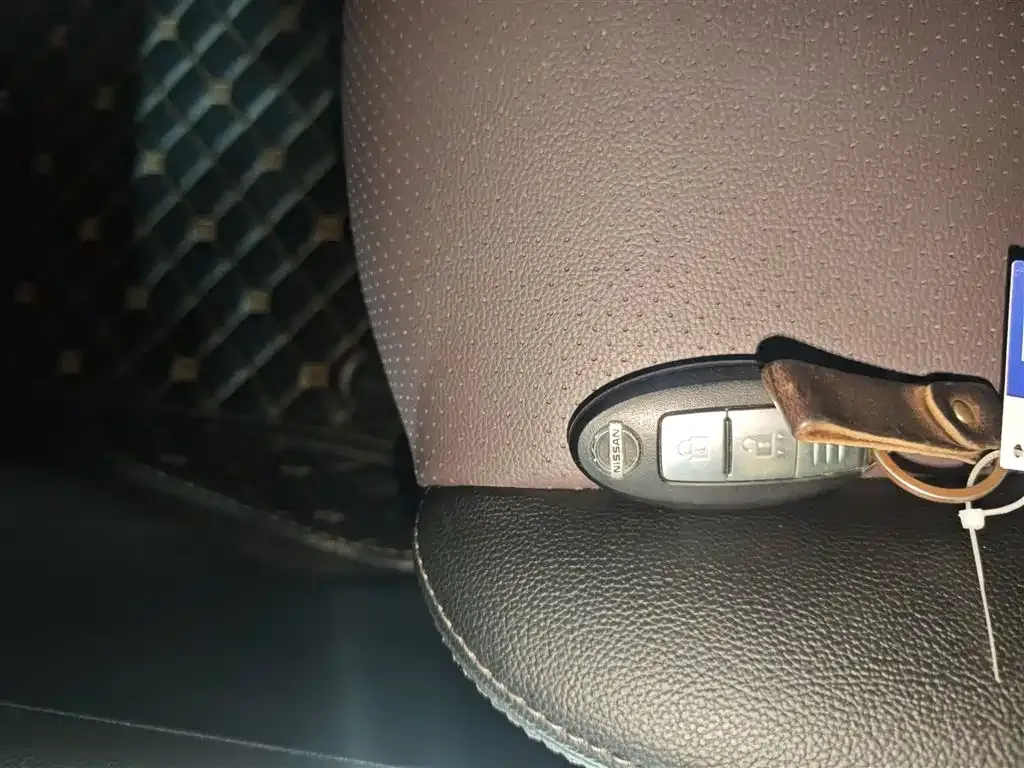 Nissan Tiida 2022 из CN, фото 9