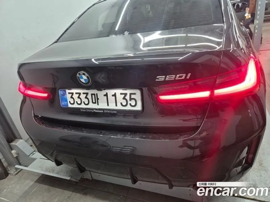 BMW 3-Series — фото 1