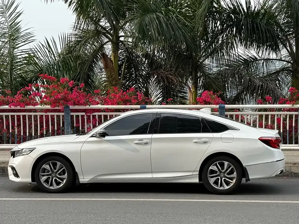 Honda Inspire 2021 из CN, фото 9