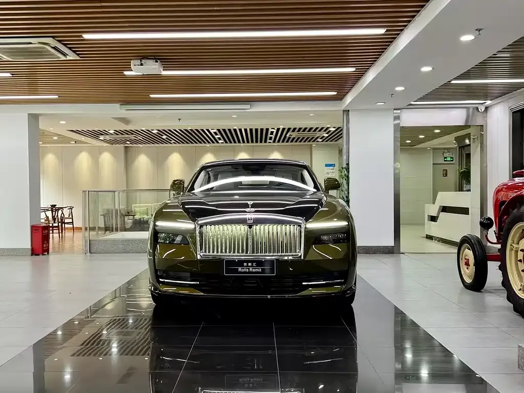 Rolls-Royce Phantom 2025 из CN, фото 2