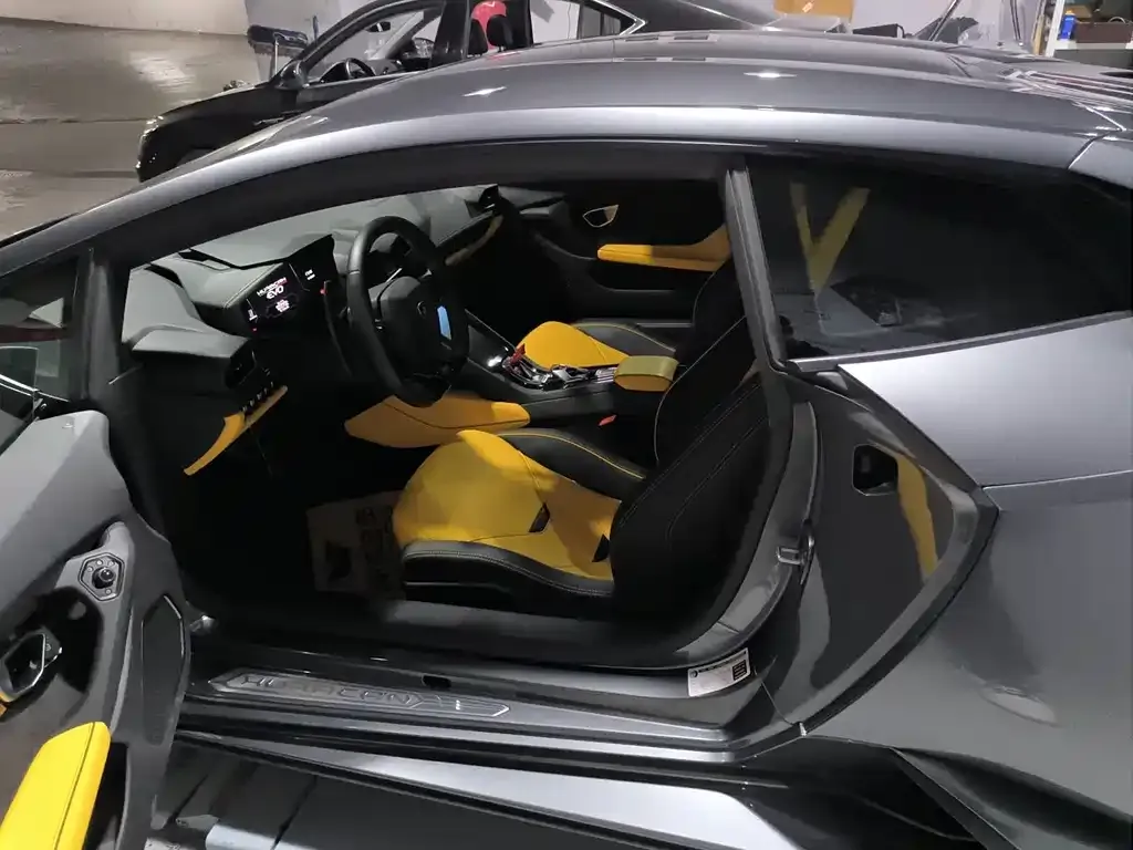Lamborghini Huracan 2021 из CN, фото 4