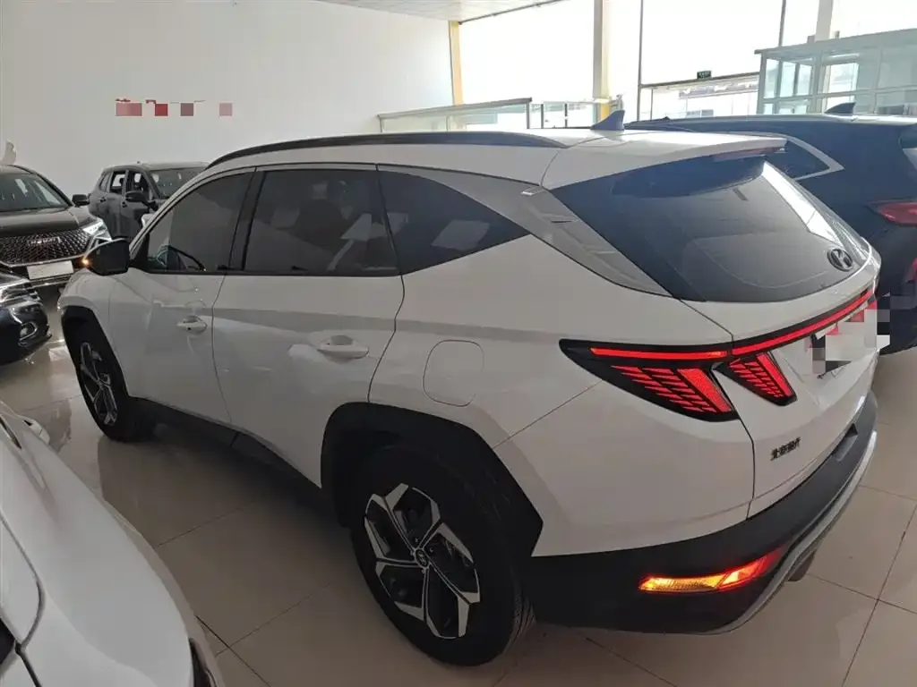 Hyundai Tucson — фото 7