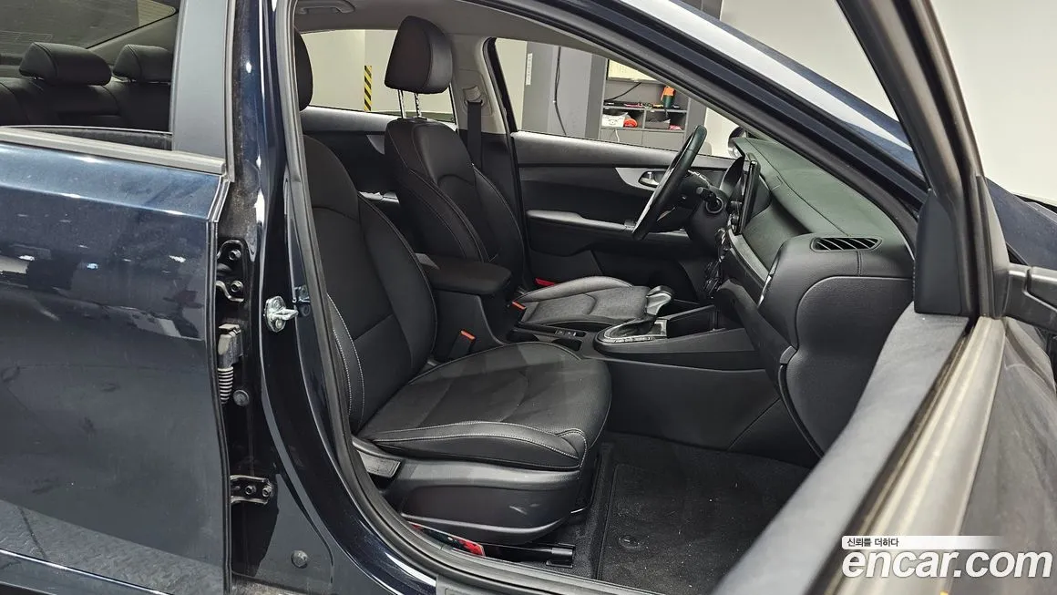 Kia K3 2022 из KR, фото 10