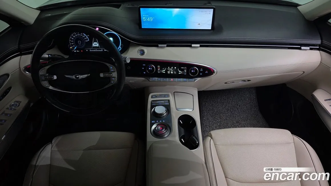 Genesis GV70 — фото 10