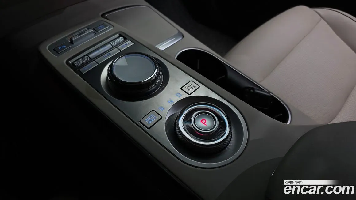 Genesis GV70 — фото 4