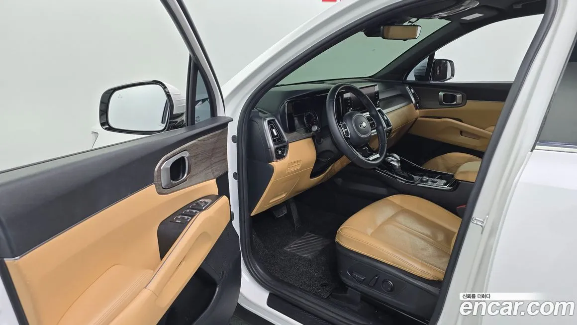Kia Sorento — фото 10