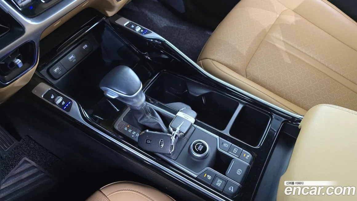 Kia Sorento — фото 9