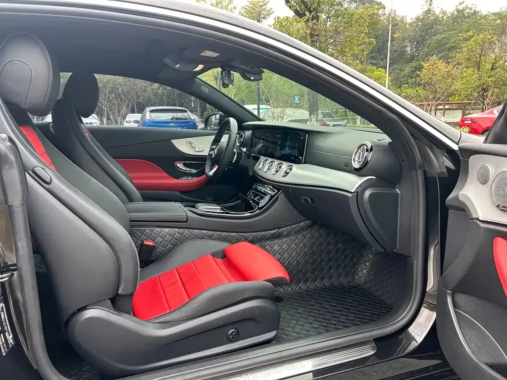Mercedes-Benz E-Class (Import) 2021 из CN, фото 2