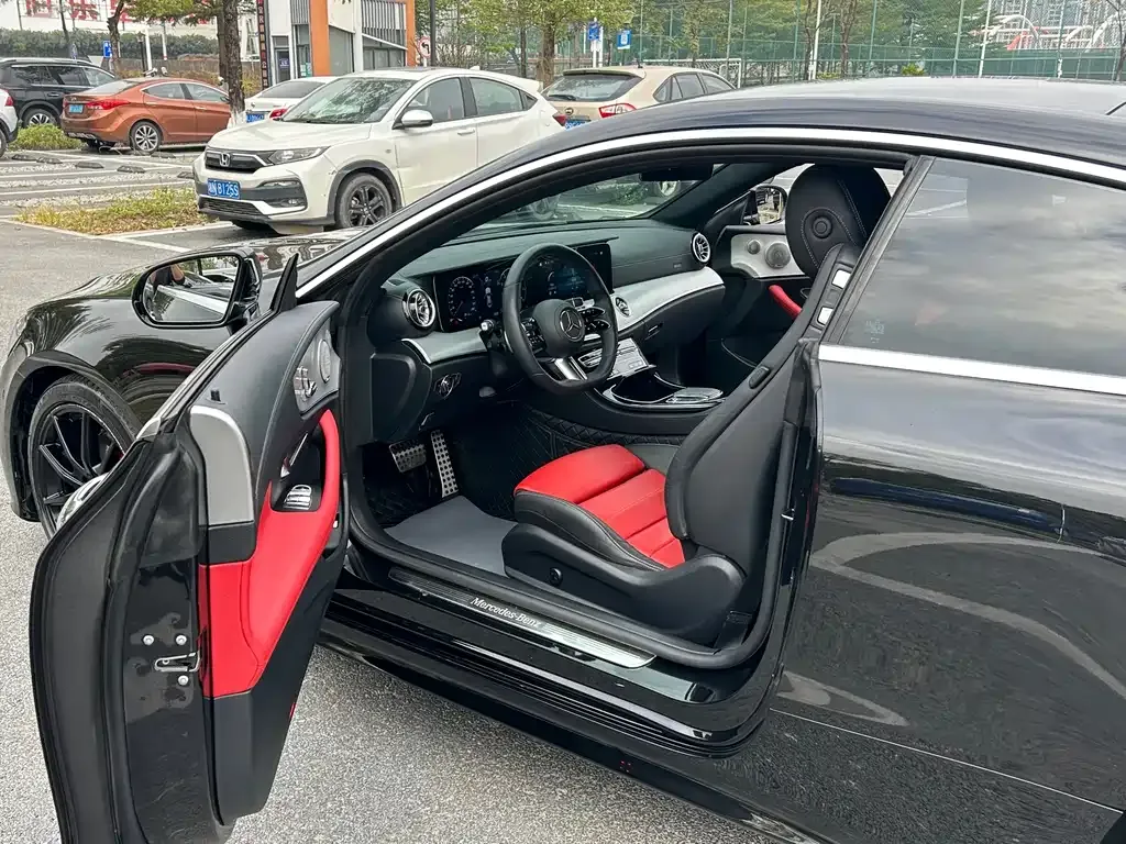 Mercedes-Benz E-Class (Import) 2021 из CN, фото 4