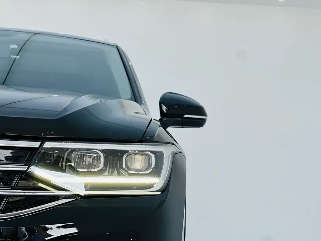 Volkswagen Tiguan L 2022 из CN, фото 10