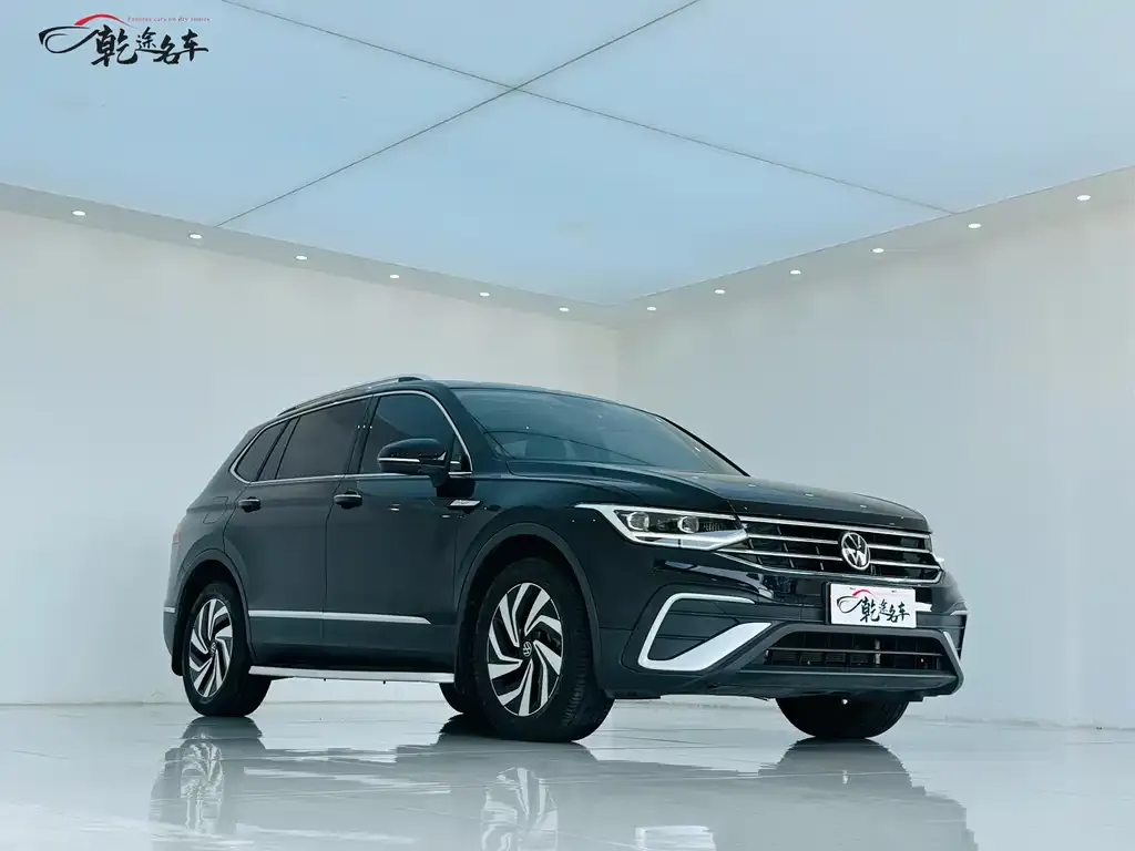 Volkswagen Tiguan L 2022 из CN, фото 3