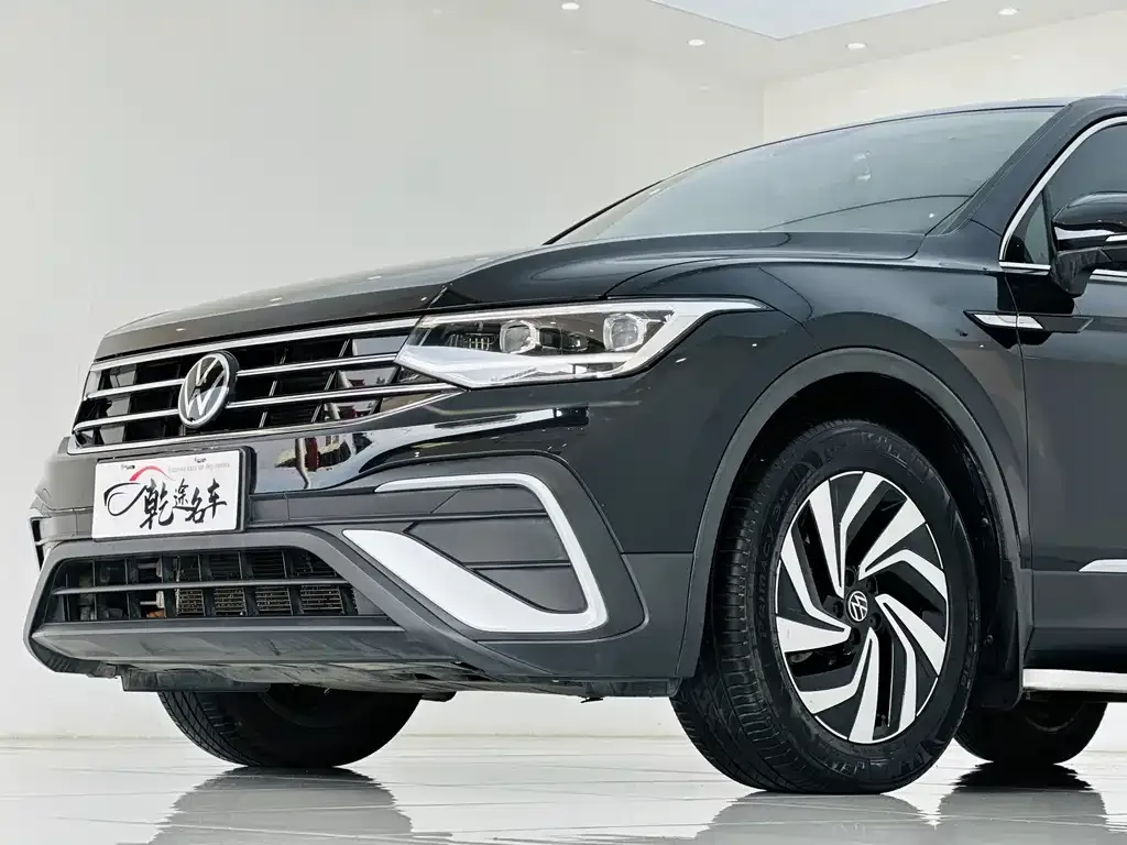 Volkswagen Tiguan L 2022 из CN, фото 8