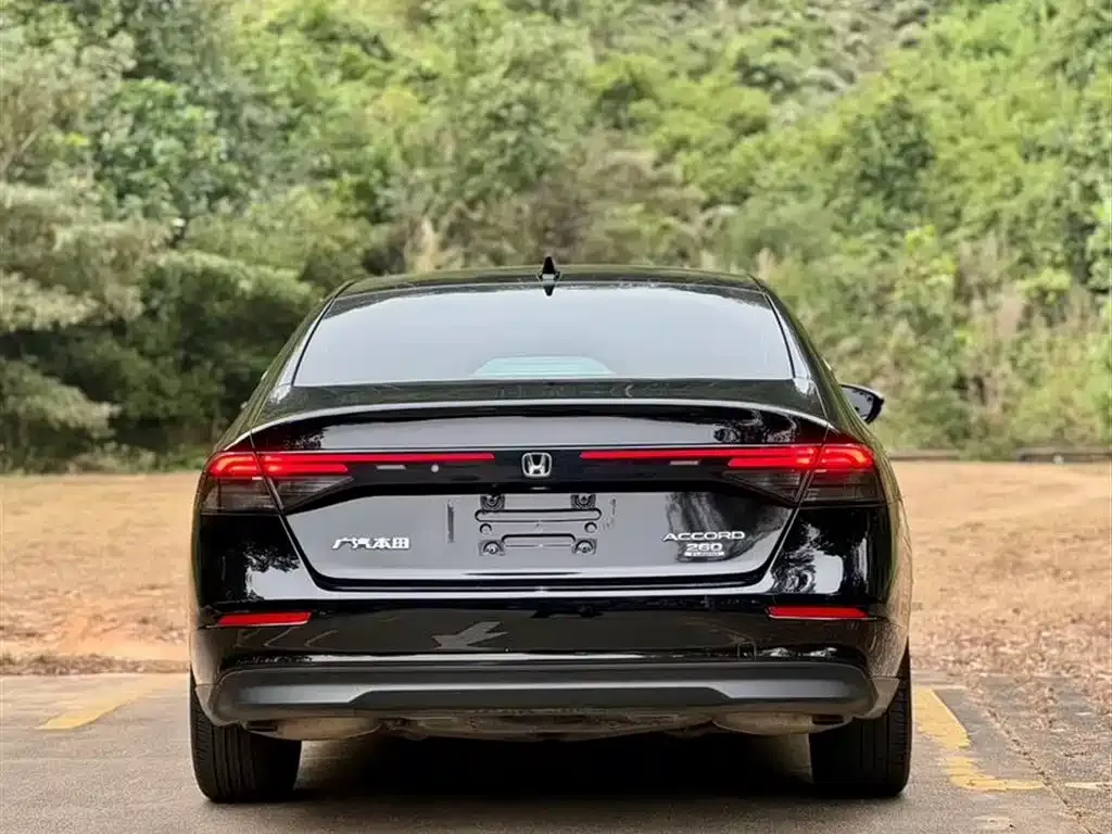 Honda Accord 2024 из CN, фото 5
