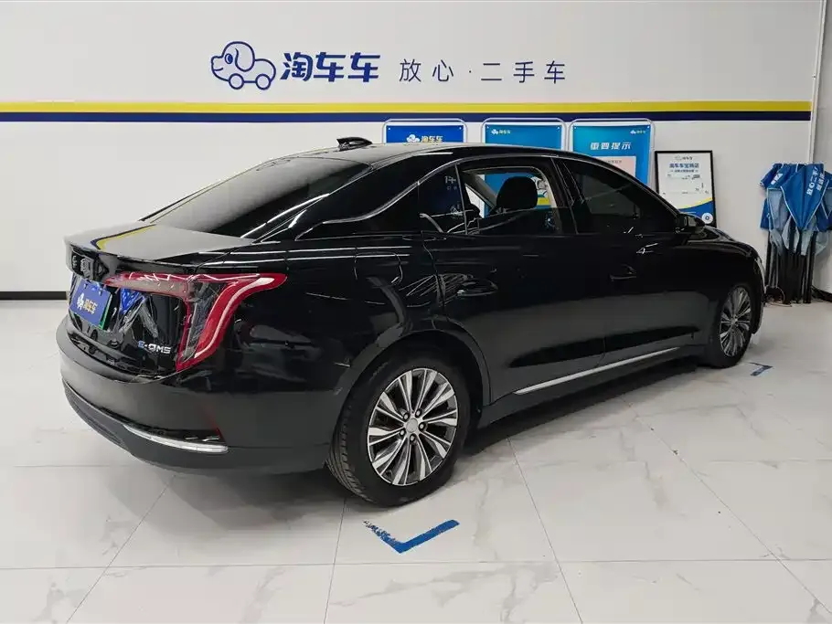 Hongqi E-QM5 2023 из CN, фото 3