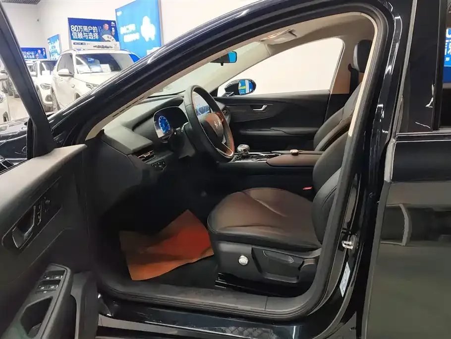 Hongqi E-QM5 2023 из CN, фото 5