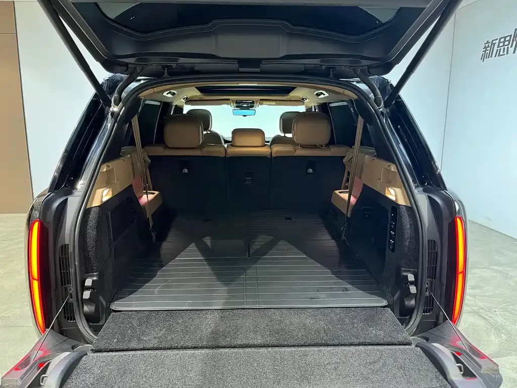 Land Rover Range Rover 2024 из CN, фото 7