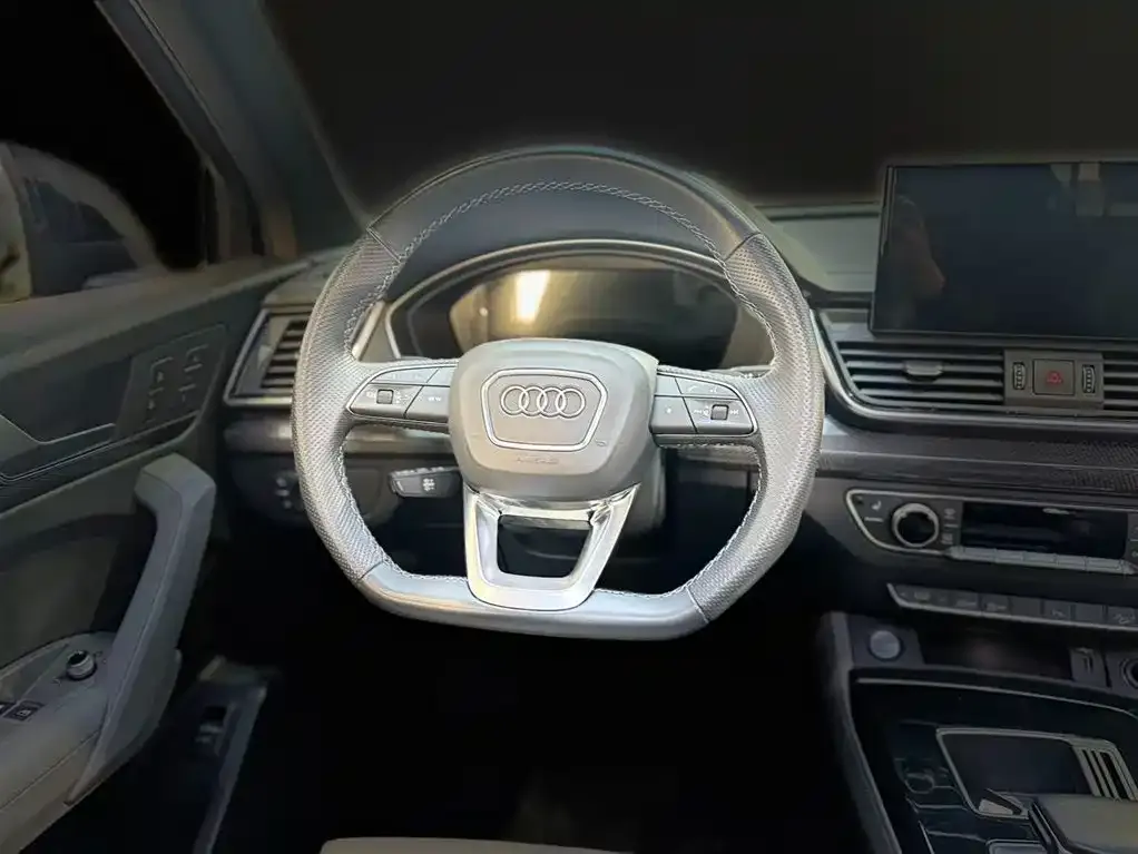 Audi Q5L Sportback 2023 из CN, фото 9