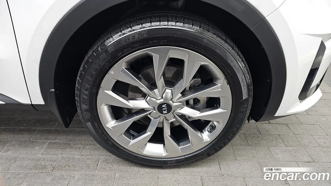 Kia Sorento — фото 9