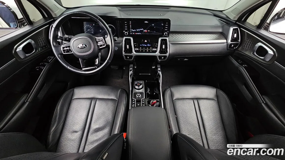 Kia Sorento — фото 8