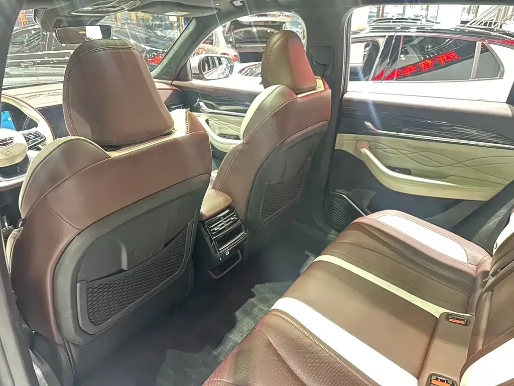 Geely Xingyue L 2025 из CN, фото 9
