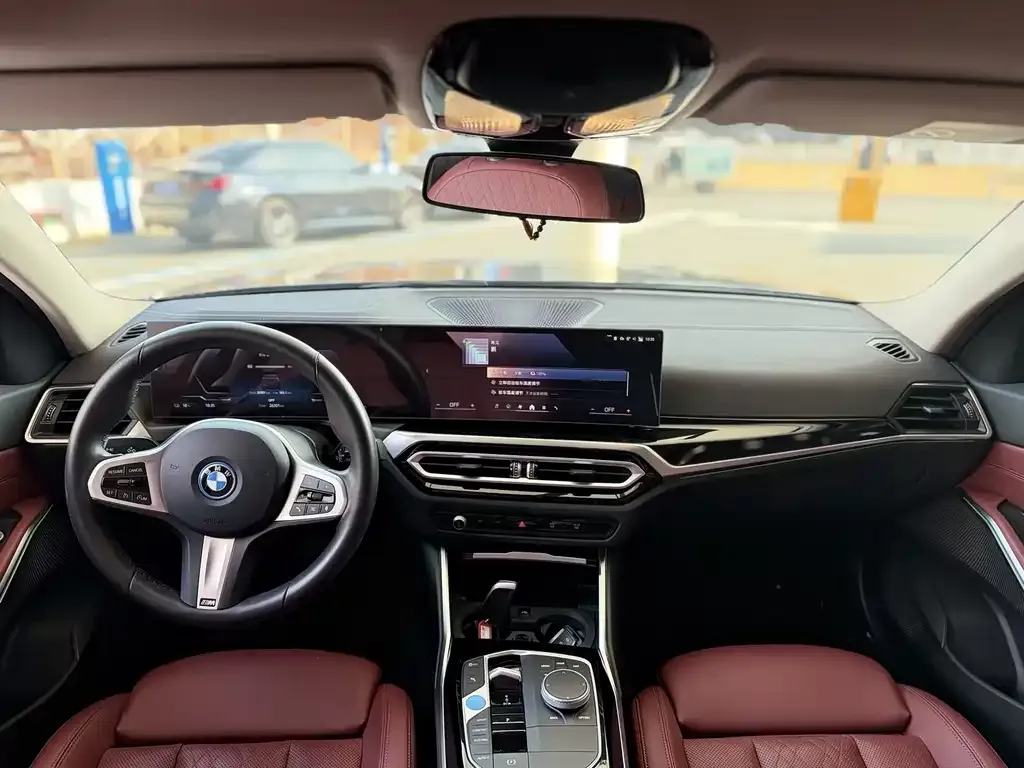 BMW i3 2024 из CN, фото 4