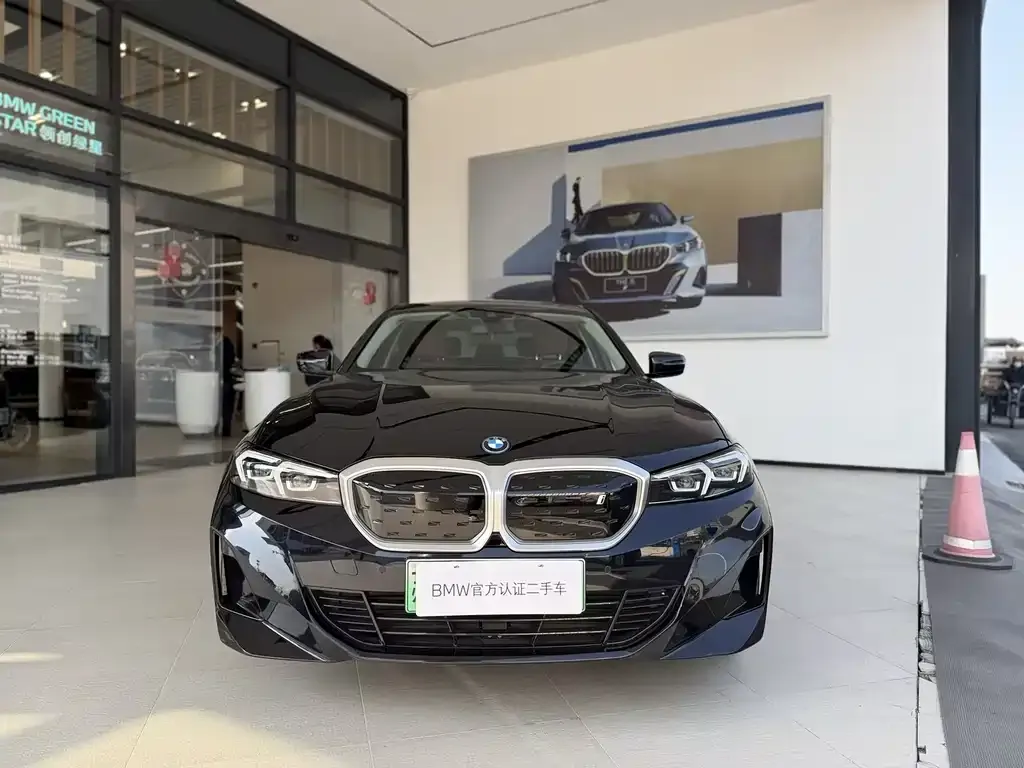 BMW i3 2024 из CN, фото 3