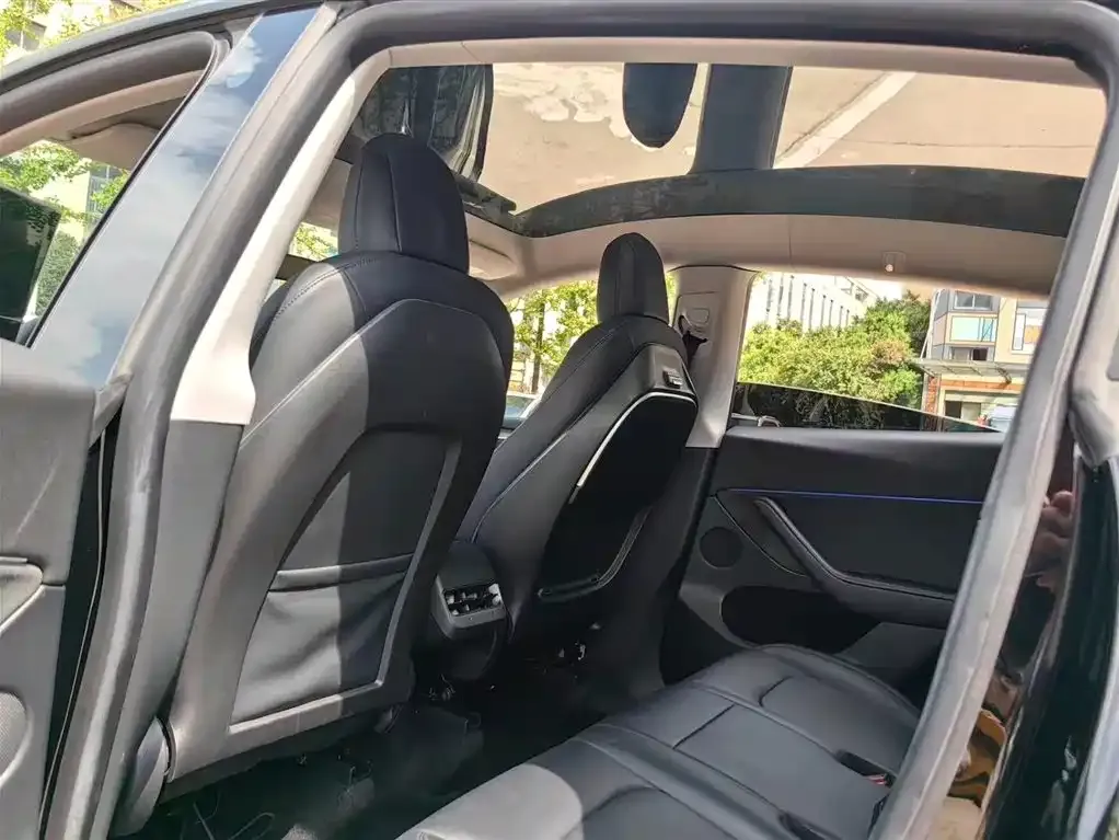 Tesla Model Y 2022 из CN, фото 4