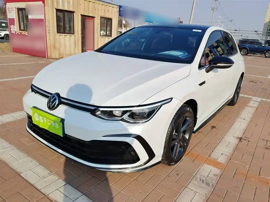 Volkswagen Golf 2023 из CN, фото 1
