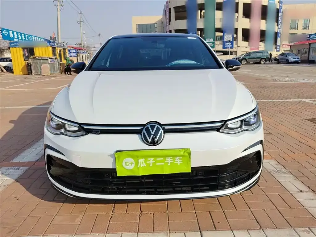 Volkswagen Golf 2023 из CN, фото 3