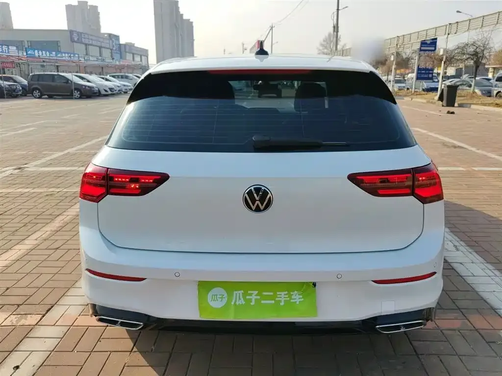 Volkswagen Golf 2023 из CN, фото 6