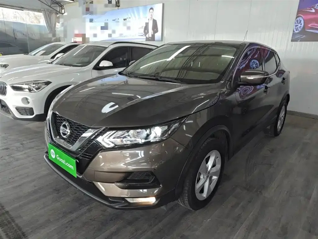 Nissan Qashqai — фото 2