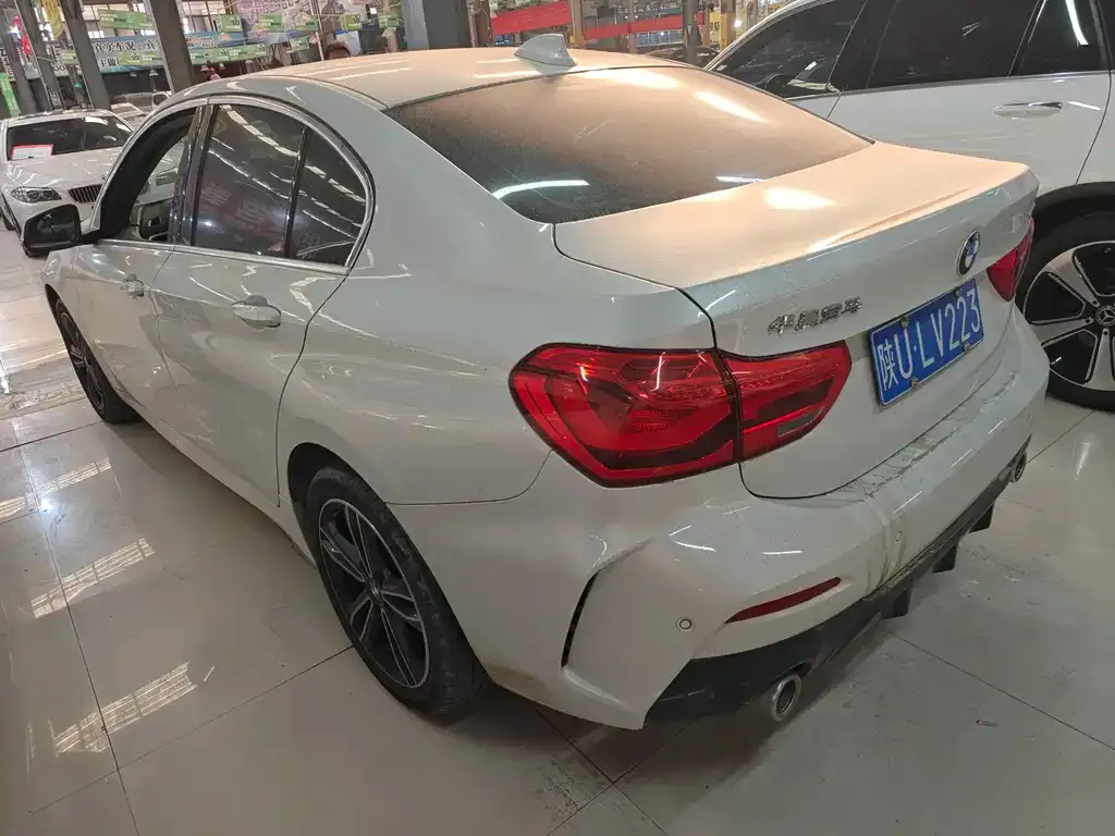 BMW 1 Series 2022 из CN, фото 3